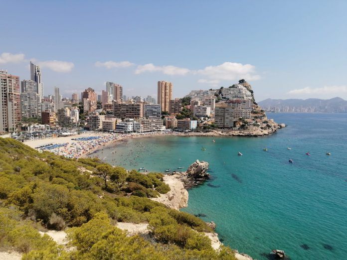 Cala de Finestrat - Ayuntamiento de Finestrat