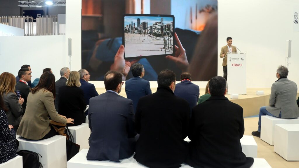 Presentación 'Mirai Maps: Benidorm' - Ayuntamiento de Benidorm