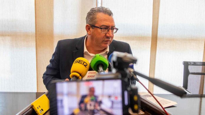 El alcalde de Benidorm, Toni Pérez, sobre los datos de las ayudas de Benidorm a la DANA - Ayuntamiento de Benidorm