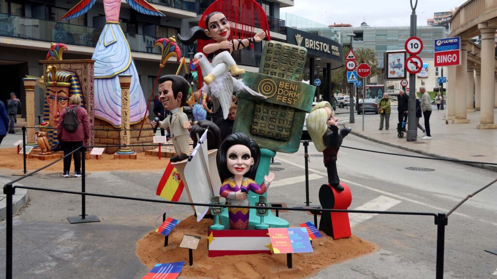 Falla infantil ganadora Benidorm 2025