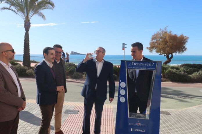 Benidorm y Alfàs del Pi facilitan el acceso al agua potable con nuevas fuentes públicas