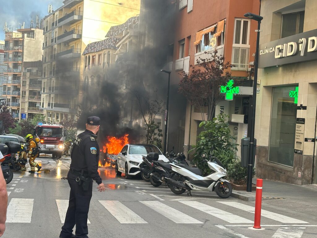 Incendio coche eléctrico - Ayuntamiento de Calpe