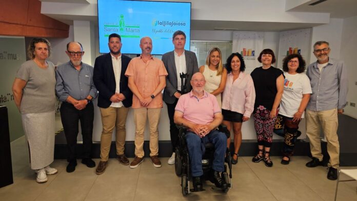 Villajoyosa da un paso firme hacia la inclusión en Moros y Cristianos 2025