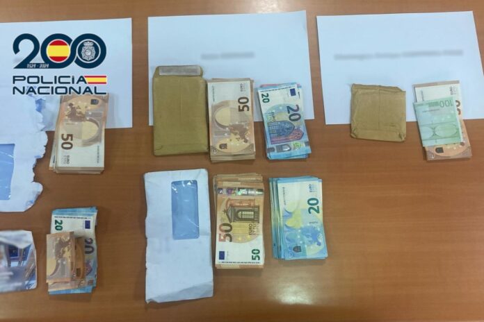La Policía Nacional frena un fraude de parejas simuladas con ocho arrestos en Alfàs del Pi