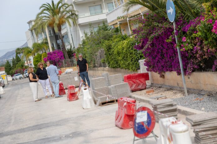 L’Alfàs del Pi destina más de 126.000 euros a mejorar la accesibilidad en zonas turísticas de l’Albir