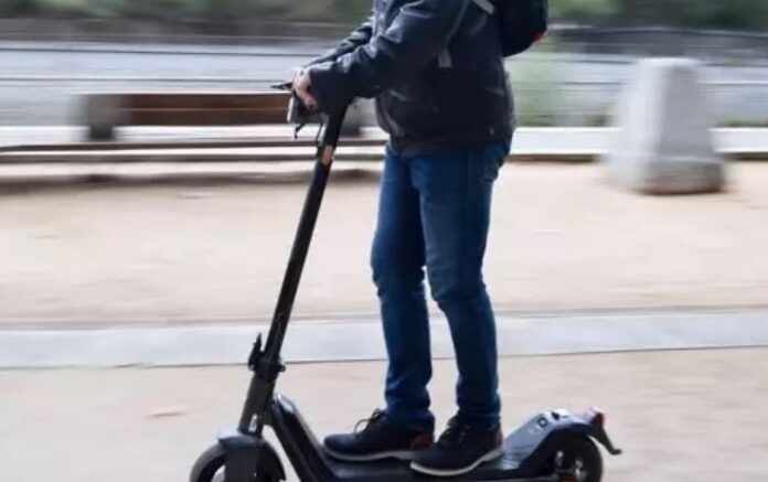 Patinete - Banco de imagenes