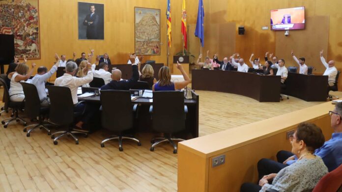 Benidorm aprueba por unanimidad la ampliación de plazos y costes del proyecto del Vial Discotecas - Ayuntamiento de Benidorm