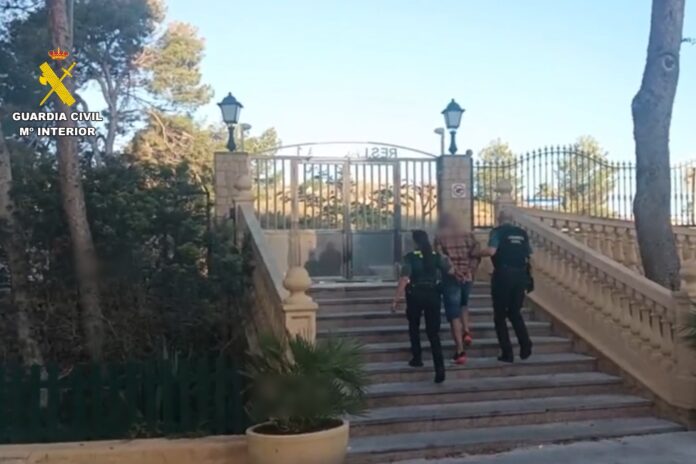 Operación “Manoplax”: dos arrestados por el robo de vehículos en Villajoyosa y Finestrat