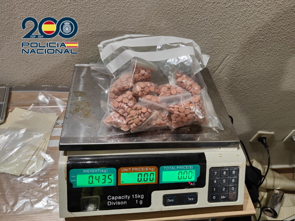 La Policía Nacional desarticula dos organizaciones criminales que usaban tecnología QR para el tráfico de drogas en Benidorm - CNP