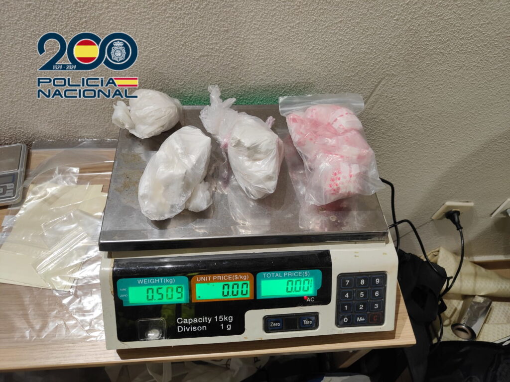 La Policía Nacional desarticula dos organizaciones criminales que usaban tecnología QR para el tráfico de drogas en Benidorm - CNP