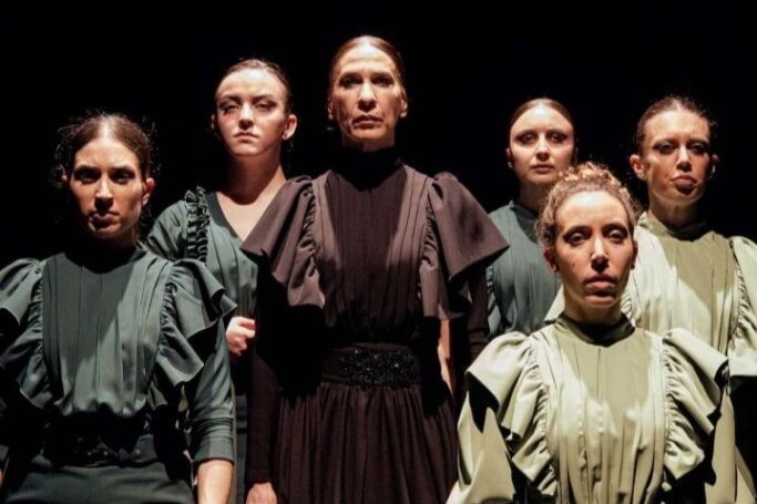 La danza española vuelve a emocionar en Finestrat con “ATÁVICAS. Mujeres de Lorca hacia la libertad”