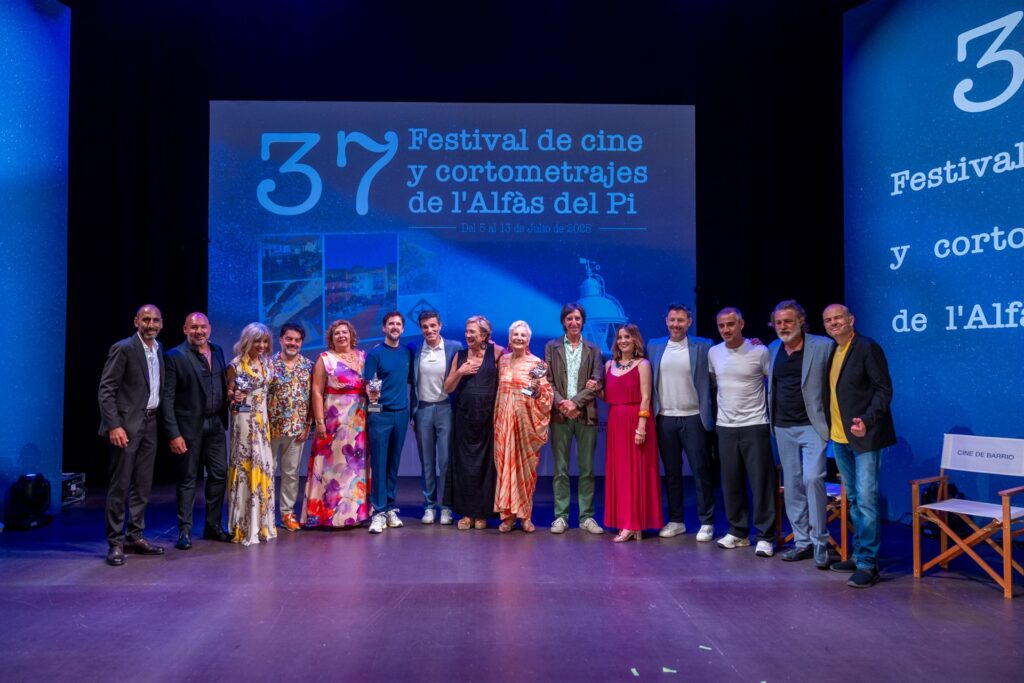 Emoción, humor y magia en la gala inaugural del 37 Festival de Cine de l’Alfàs del Pi - Ayuntamiento l'Alfàs del Pi