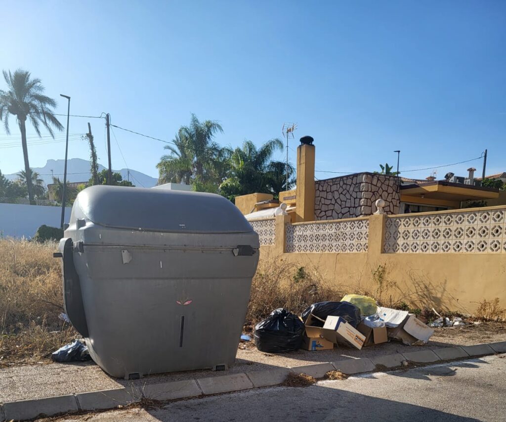 La Policía Local de l’Alfàs abre cuatro expedientes sancionadores por vertidos incontrolados - Ayuntamiento l'Alfàs del Pi