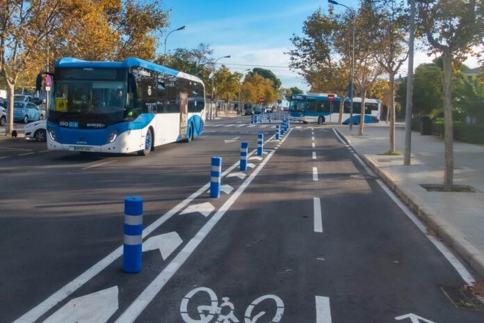 Transporte escolar servicio autobús - Ayuntamiento de Benidorm