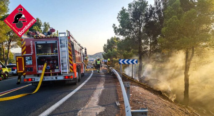 Accidente de tráfico en Altea - Consorcio Provincial de Bomberos