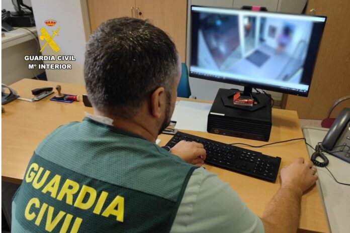 Detenida una cuidadora en Calpe por robar a la anciana bajo su cuidado