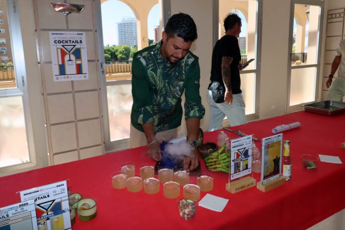 Benidorm brinda por la creatividad: 13 locales compiten en la cuarta edición del Concurso de Cocktails