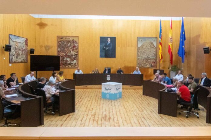 Benidorm apuesta por la implicación vecinal en su camino hacia el European Green Leaf 2027