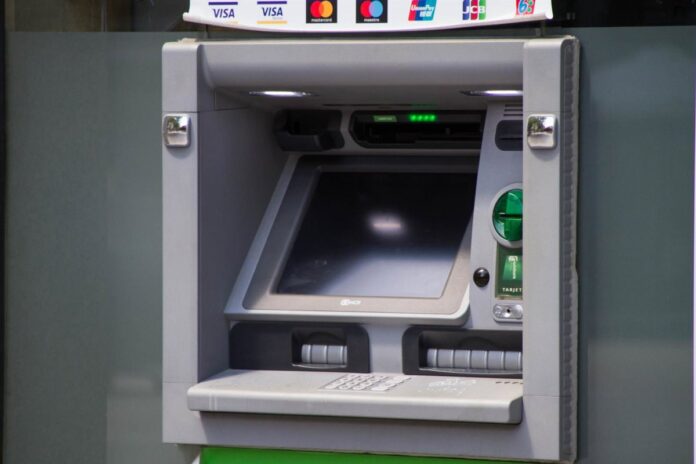 Cajero automático - Banco de imágenes