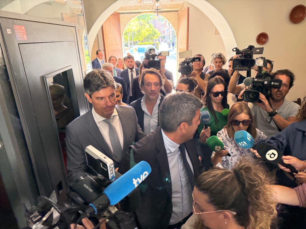 Carlos Mazón impulsa la promoción gastronómica de Villajoyosa y anuncia 450.000 euros para la Vila Romana - Radio Sirena Cope