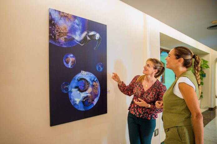 Exposición 'Un mosaico de estilos frente al Mediterráneo' en el Hotel Montíboli de Villajoyosa - Hoteles Servigroup