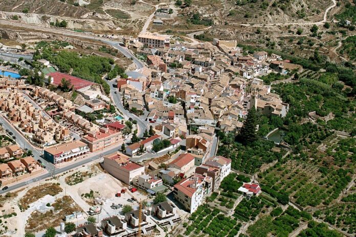 Orxeta acuerda un plan de pagos a 15 años para hacer frente a una deuda heredada del PSOE