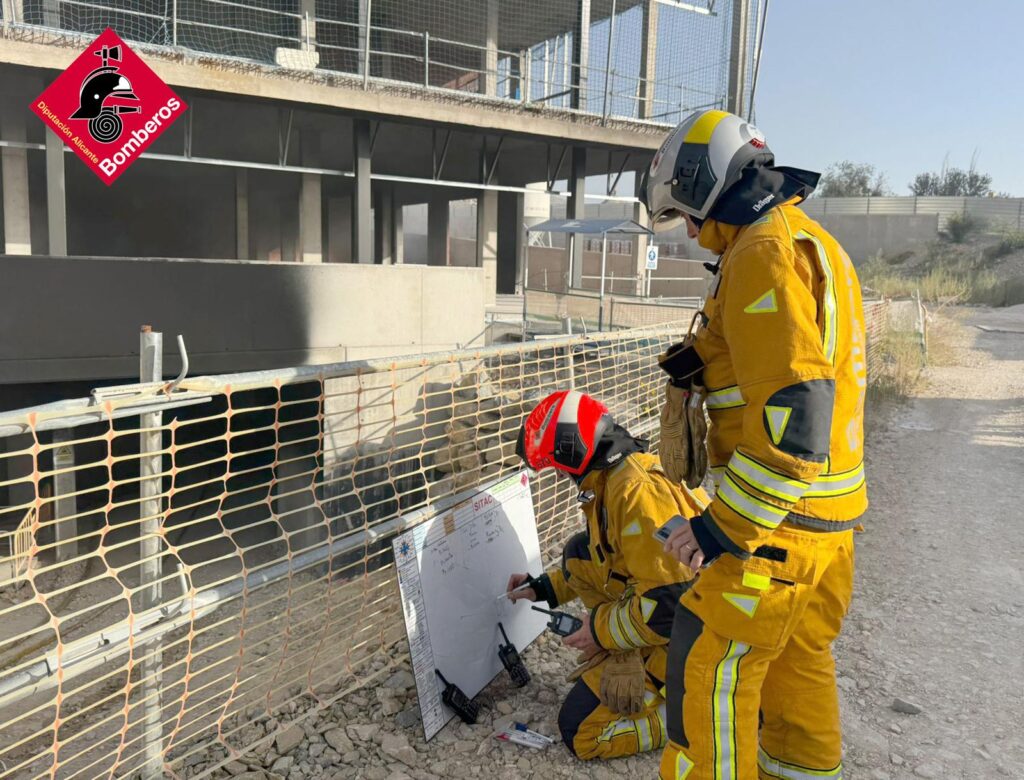 Incendio Hospital Marina Baixa - Consorcio Provincial de Bomberos