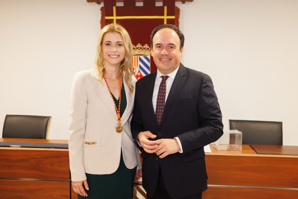 Pleno de investidura de Nati Algado, alcaldesa de Finestrat/Fuente: Ayuntamiento de Finestrat