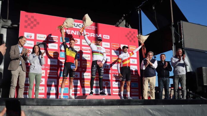 Benidorm vibra con una jornada histórica de ciclocross
