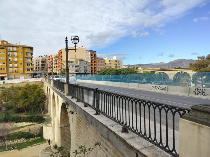 Villajoyosa arranca este lunes las obras de ampliación del Puente del río Amadorio