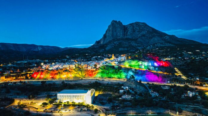 Innovación y sostenibilidad: Finestrat brilla en FITUR con proyectos como el Anillo Verde de La Penya