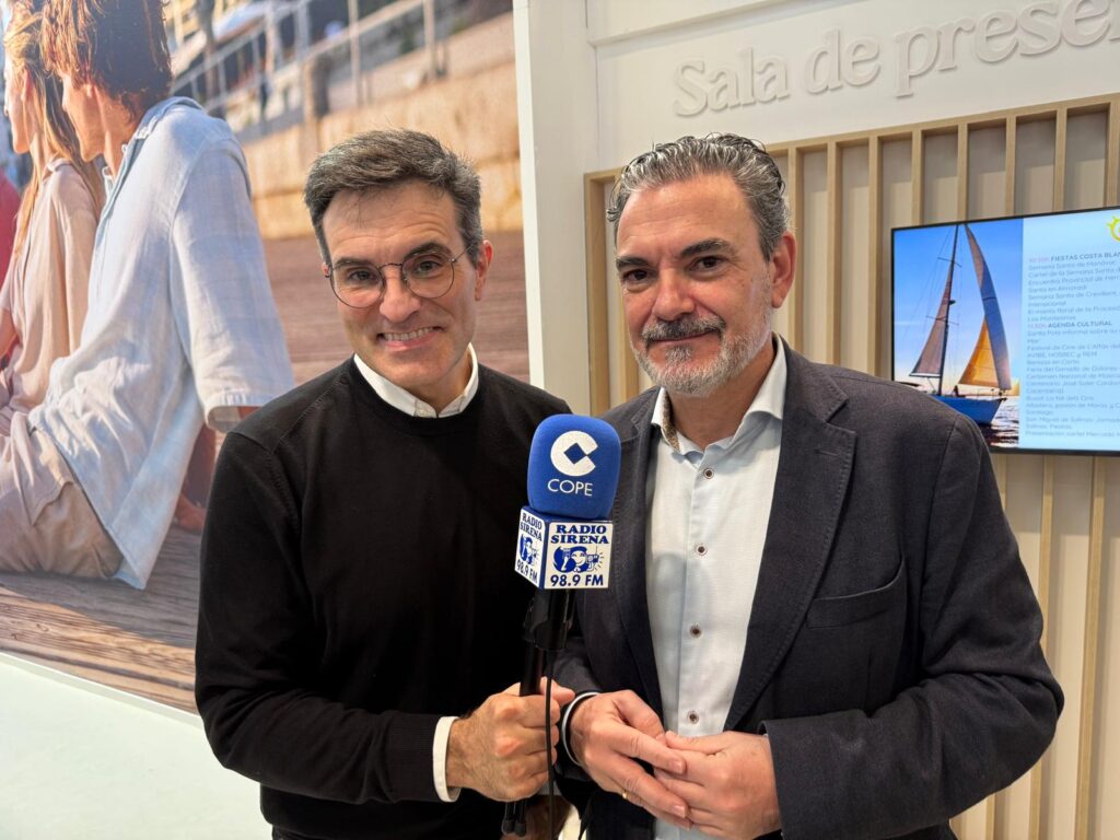 Vicente Arques, alcalde de l'Alfàs del Pi y Luis Larrodera, director del Festival de Cine/Fuente: Radio Sirena Cope