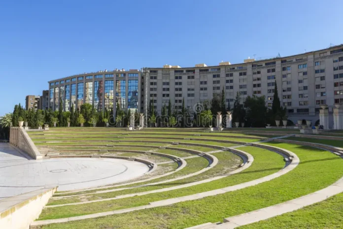Benidorm esperará a la investigación antes de decidir sobre el Auditorio Julio Iglesias