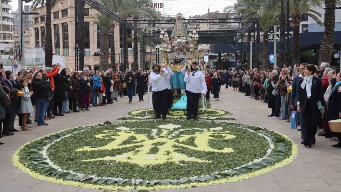 Benidorm culmina de forma multitudinaria los actos del Centenario de la Coronación de la Verge del Sofratge/Fuente: Ayuntamiento de Benidorm