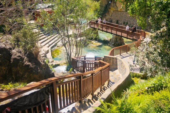 Les Fonts de l’Algar estrena infraestructuras seguras para disfrutar del paraje en Semana Santa
