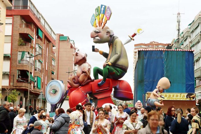 Benidorm anuncia cortes y desvíos de tráfico por la celebración de las Fallas