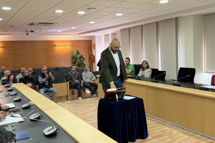 Vicente Ripoll toma posesión como nuevo concejal de Comercio en La Nucía