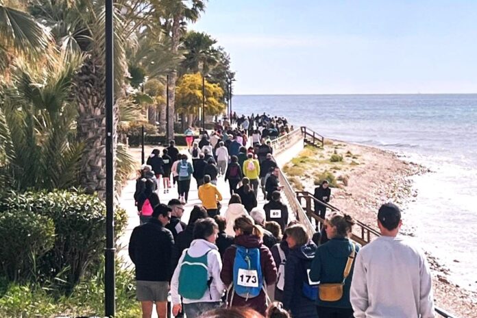 El Campello acoge la tercera edición de la Marcha Solidaria Pepe y Olivia para apoyar a niños con cáncer