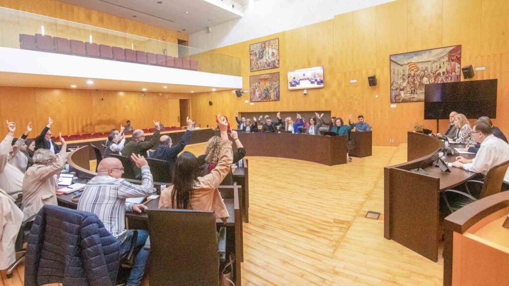 El pleno de Benidorm aprueba el nuevo contrato de estacionamiento regulado con zonas azul, verde y naranja/Fuente: Ayuntamiento de Benidorm