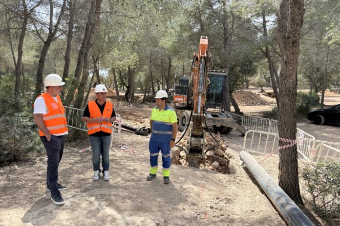 La Nucía moderniza la red de agua del Tossal para mejorar presión y caudal