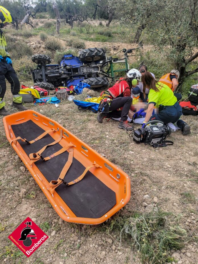 Herido un hombre en Beniardà tras quedar su pierna atrapada en un tractor/Fuente: Consorcio Provincial de Bomberos de Alicante