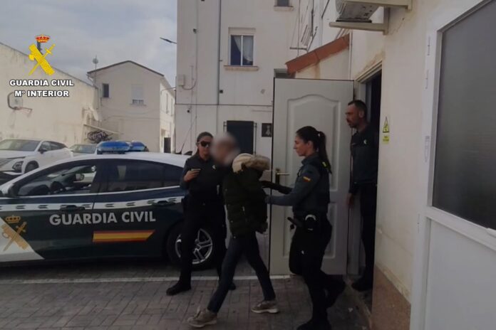 Detenido en Villajoyosa el autor de un intento de robo con intimidación en una pastelería