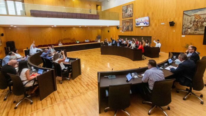 Benidorm impulsa el albergue juvenil de la Séquia Mare y aprueba un nuevo contrato de limpieza de 16 millones