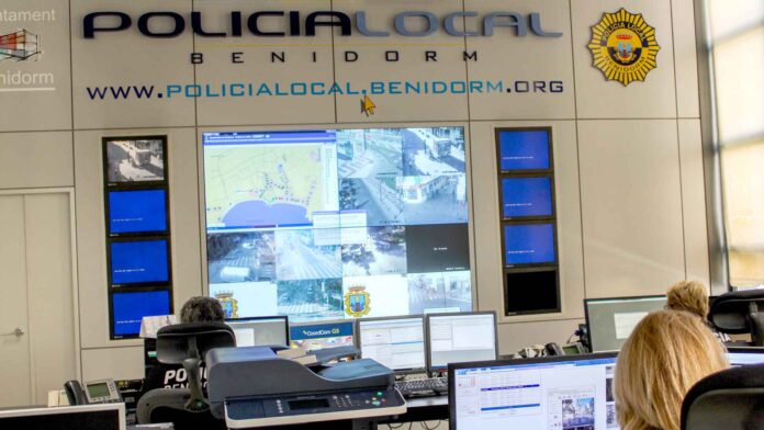 La Policía Local de Benidorm establece un dispositivo especial con motivo de la Operación 1º de agosto/Fuente: Ayuntamiento de Benidorm