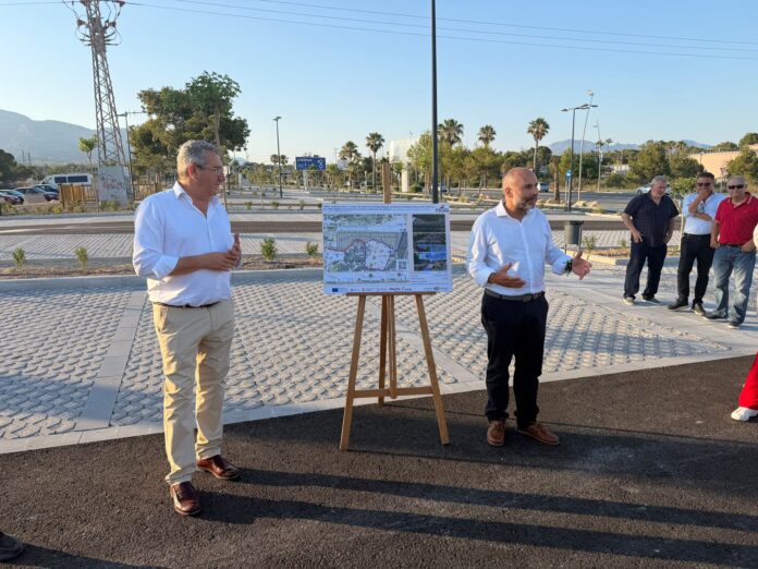 Benidorm estrena el aparcamiento disuasorio de la avenida Beniardà para más de 400 vehículos