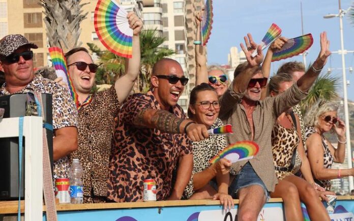 Más de 20.000 personas y gran cantidad de fiestas: así será el 'Benidorm Pride' / Fuente: Ayuntamiento de Benidorm