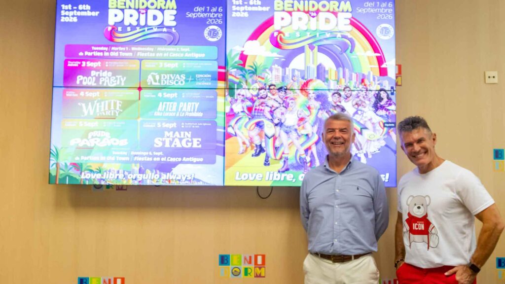 Santos Torres, organizador del 'Pride', junto al concejal de Eventos, Jesús Carrobles.