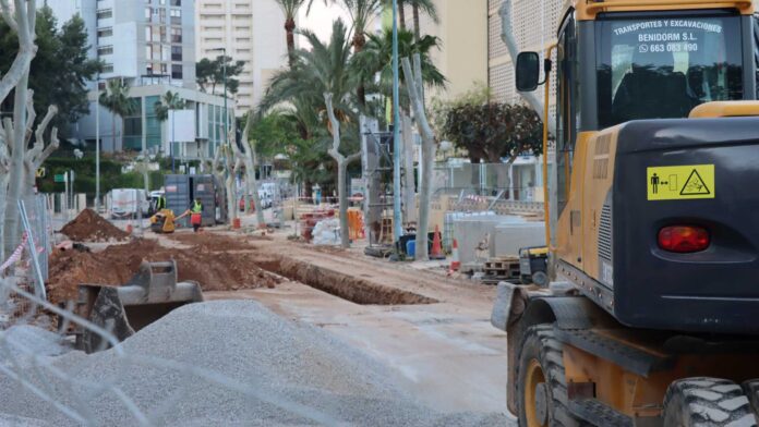 Benidorm retoma las obras de la avenida Montecarlo con el objetivo de finalizarlas este año