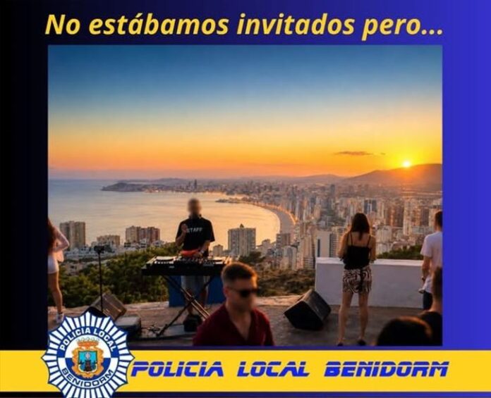 Clausurada una fiesta ilegal con más de un centenar de personas en la Cruz de Benidorm/Fuente: Policía Local de Benidorm