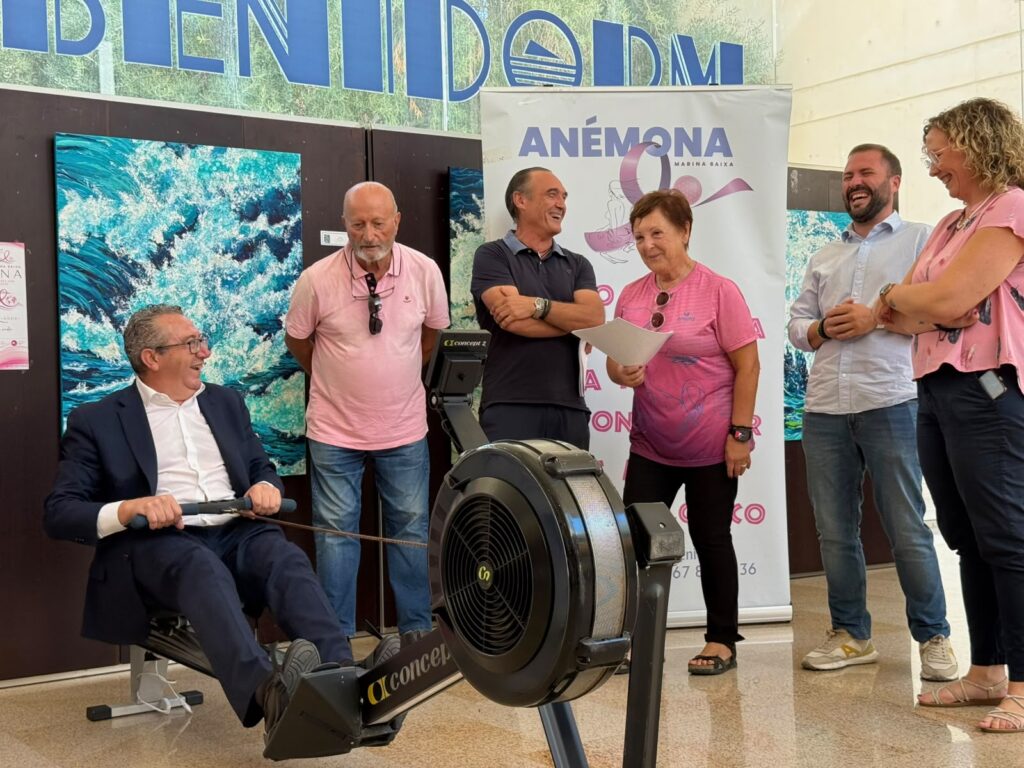De Benidorm al mundo: Anémona rema para financiar tratamientos contra el cáncer de mama de cinco mujeres